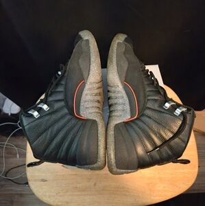 Jordans 12 Mens Size 9